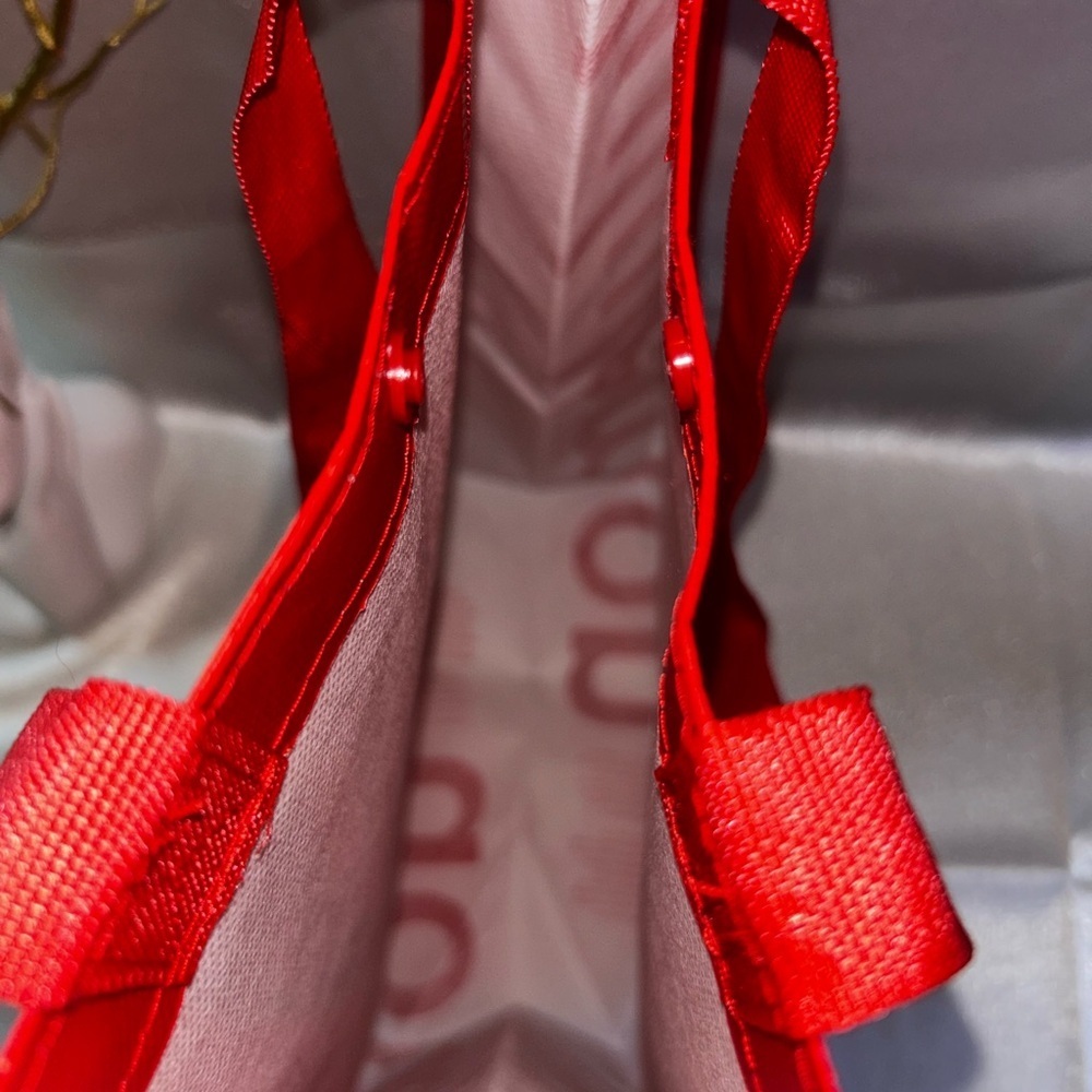 Lululemon reusable Athletica Red Tote Bag - Picture 3 of 4